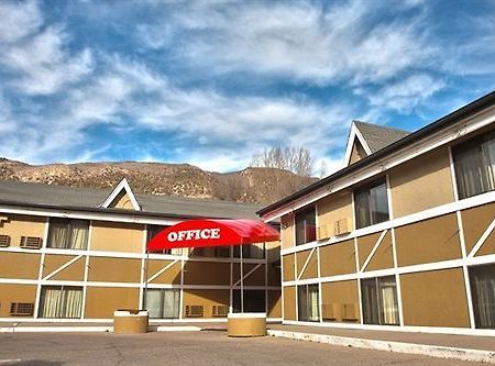 Adventure Inn - グレンウッド・スプリングス エクステリア 写真